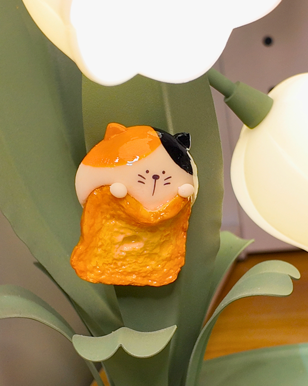 Butterscotch with Bread Blanket