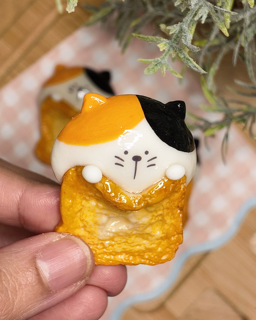 Butterscotch with Bread Blanket