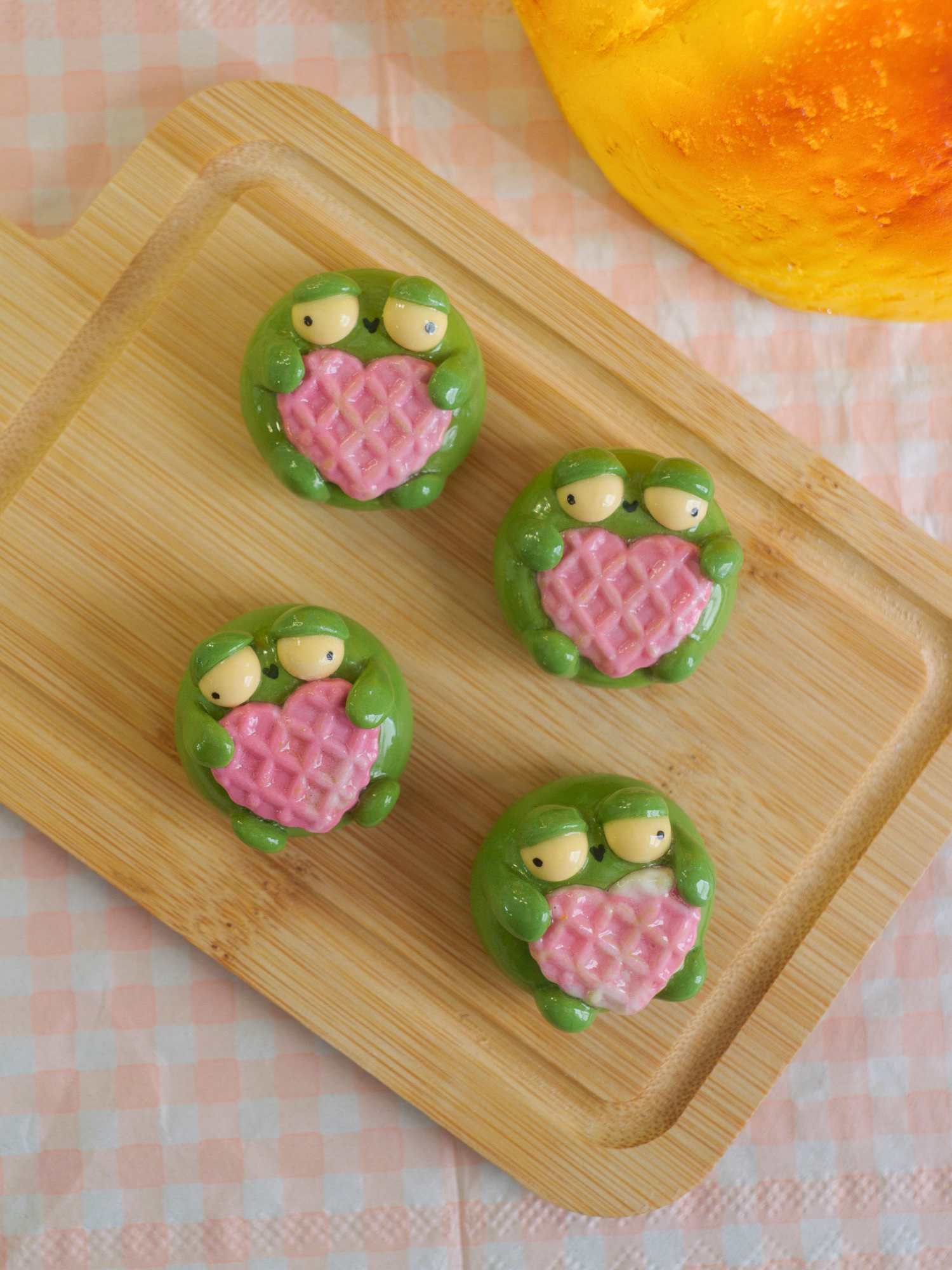Frank with Stawberry Waffle