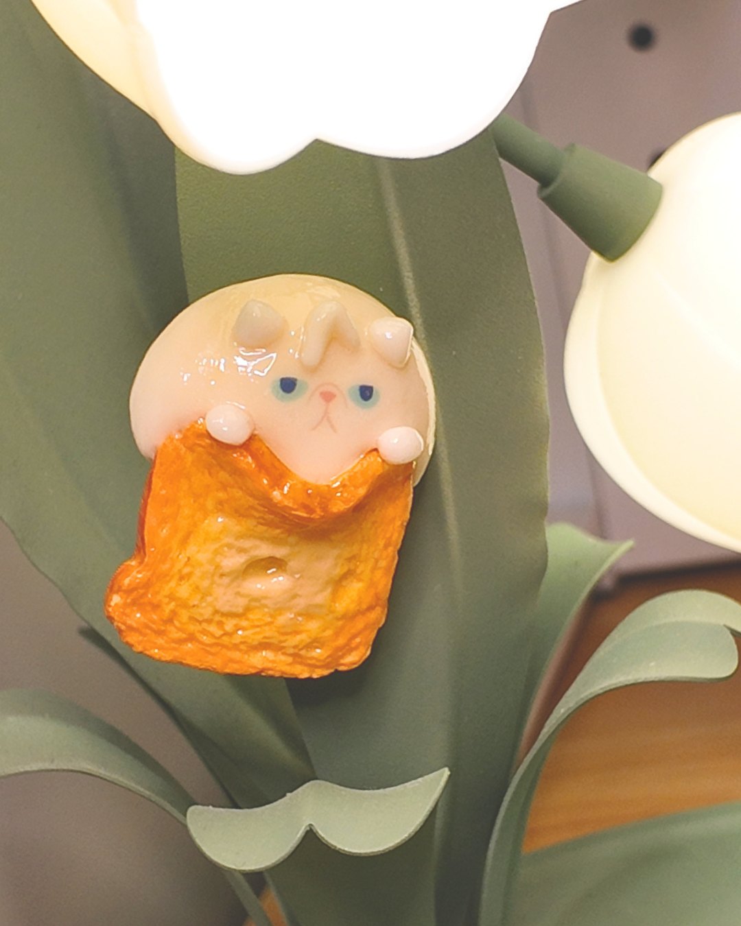 Cece with Bread Blanket