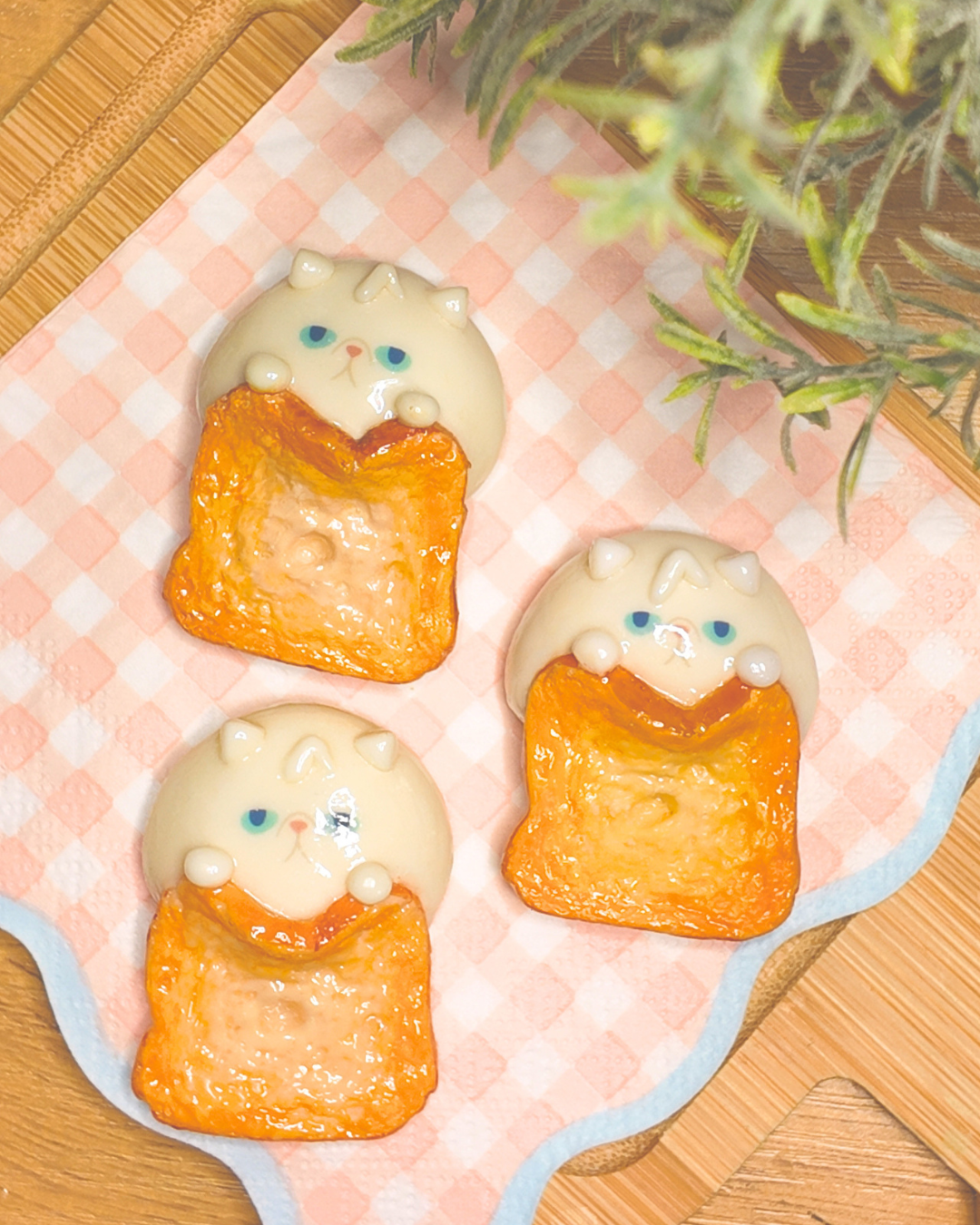 Cece with Bread Blanket